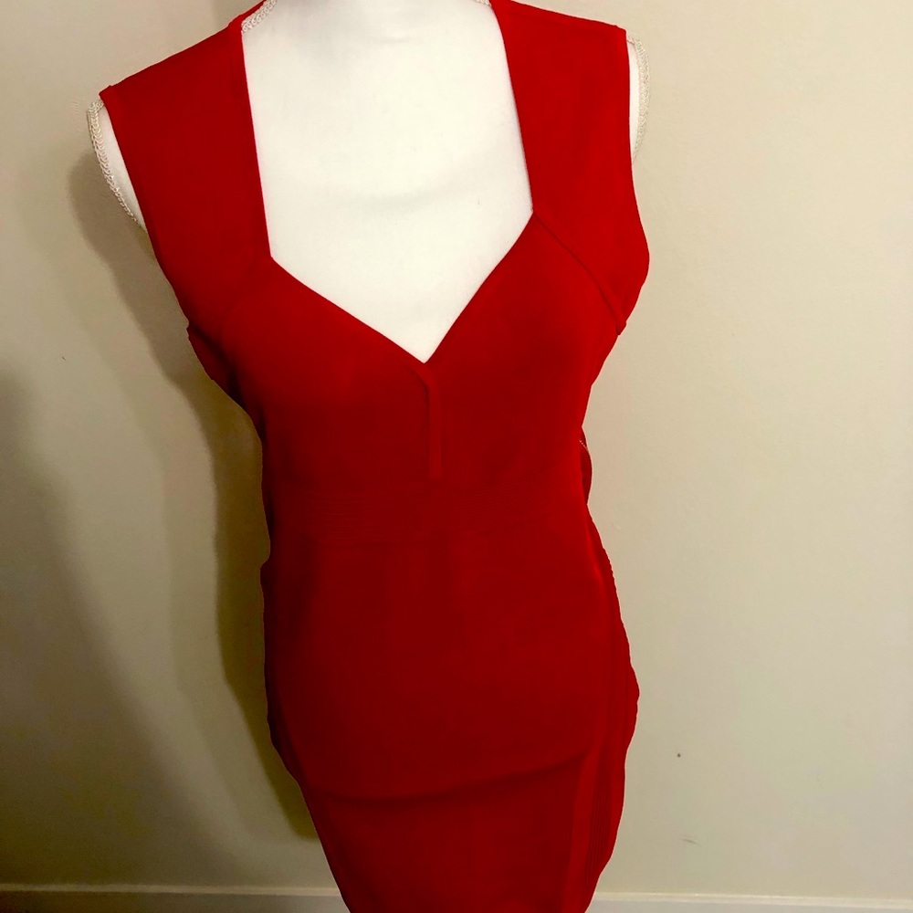 GUESS red dress
